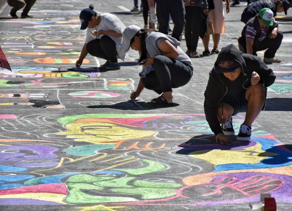 Artists Draw Chalk Art in Baguio